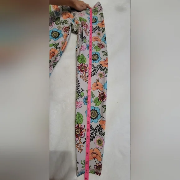 Becco Floral Leggings NWOT - Picture 8 of 10